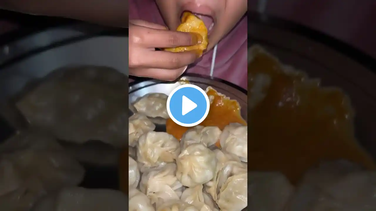 Eating juicy spicy chicken momo /Dumplings/homemade momo/ spicy chutney #momosrecipe #chickenmomos