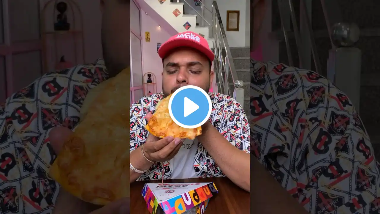 Chicago pizza Vs La pino’s  pizza 🍕 Honest Review 😱😱 #short