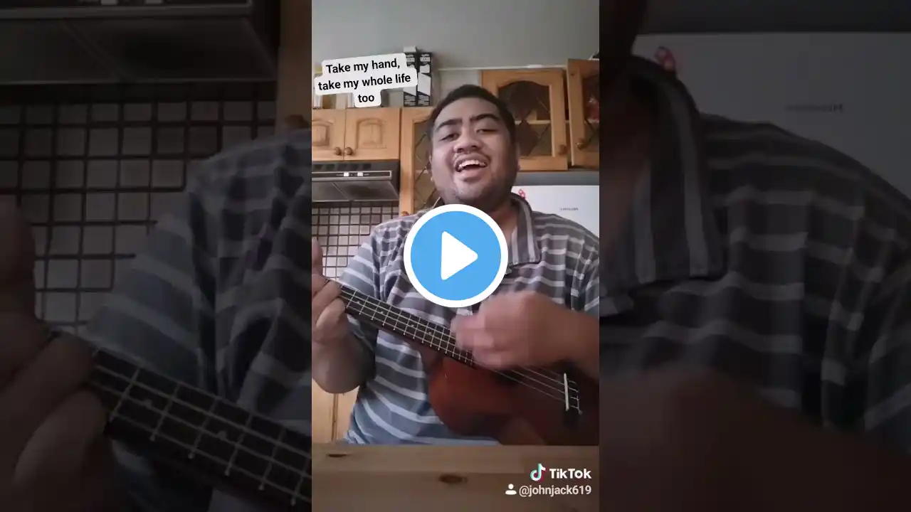 I can't help falling in love with you ukulele singing cover