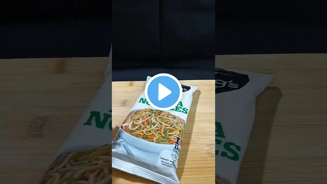 Veg Hakka Noodles Asmr #shorts #asmr ‪@foodieeAsmrr‬