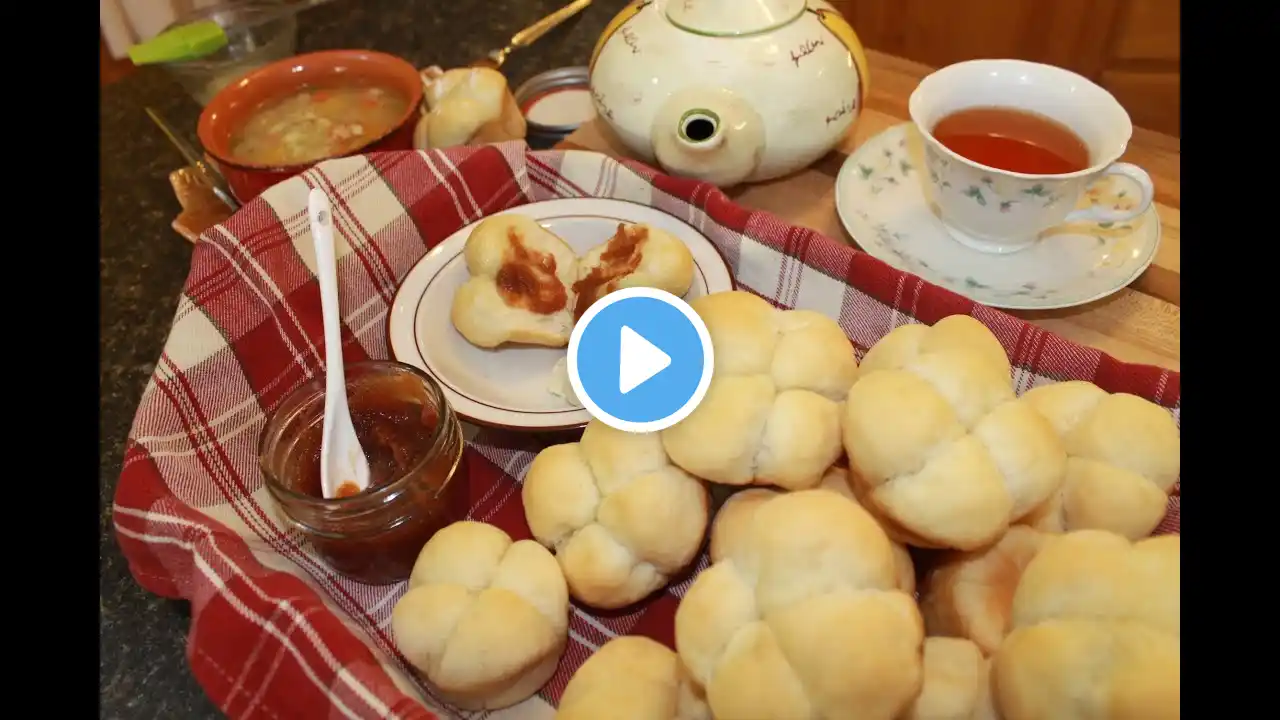 FOUR LEAF CLOVER BREAD BUNS - Bonita's Kitchen