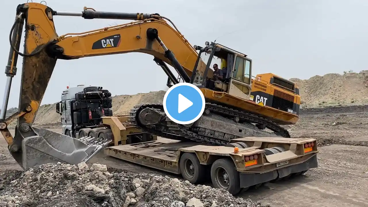 Transporting By Side The Caterpillar 365B And Cat 345B Excavators - Fasoulas Heavy Transports