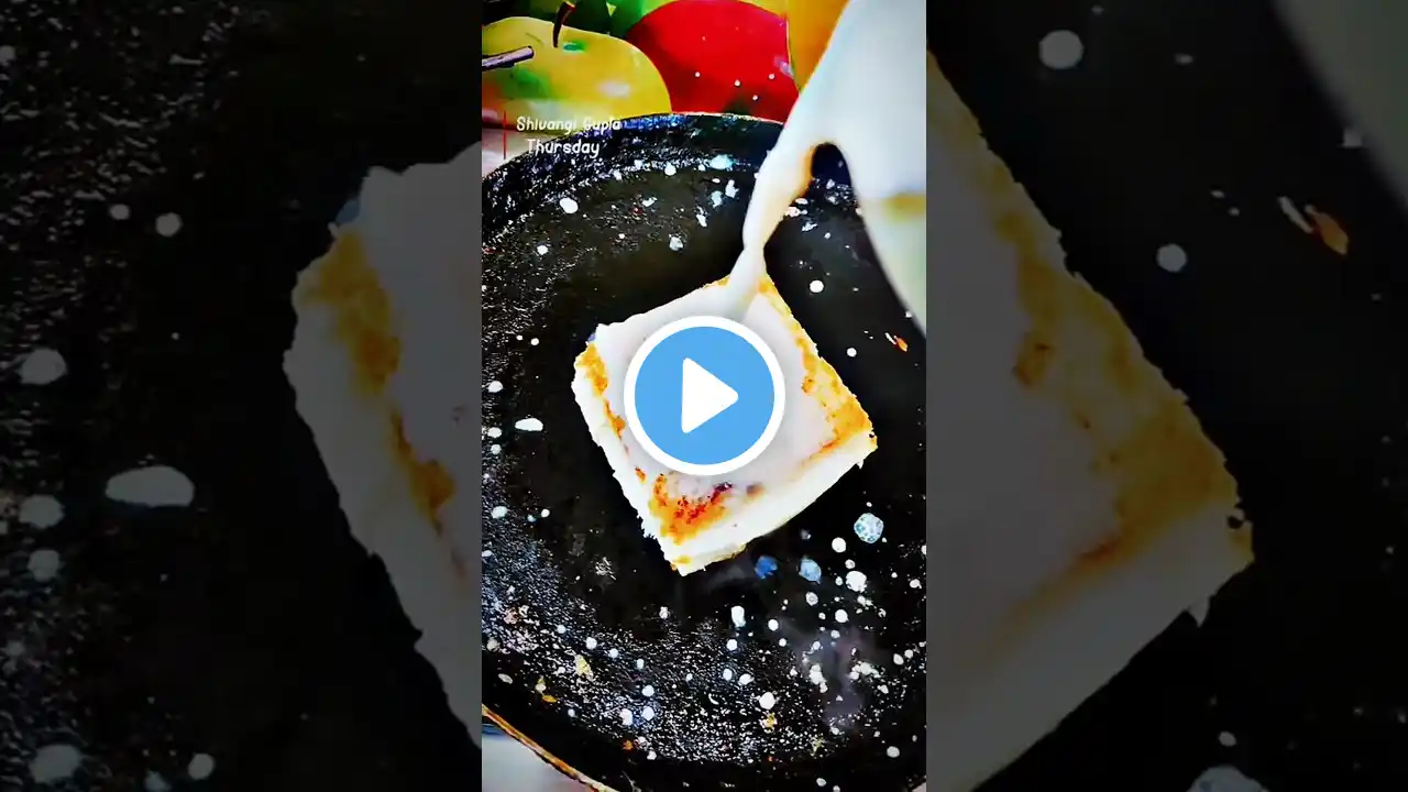 Ye Itna VIRAL Kyu Ho Gaya?? 🤯 Trending video 🥰❤️😋#shorts #viral #bread #breadrecipe