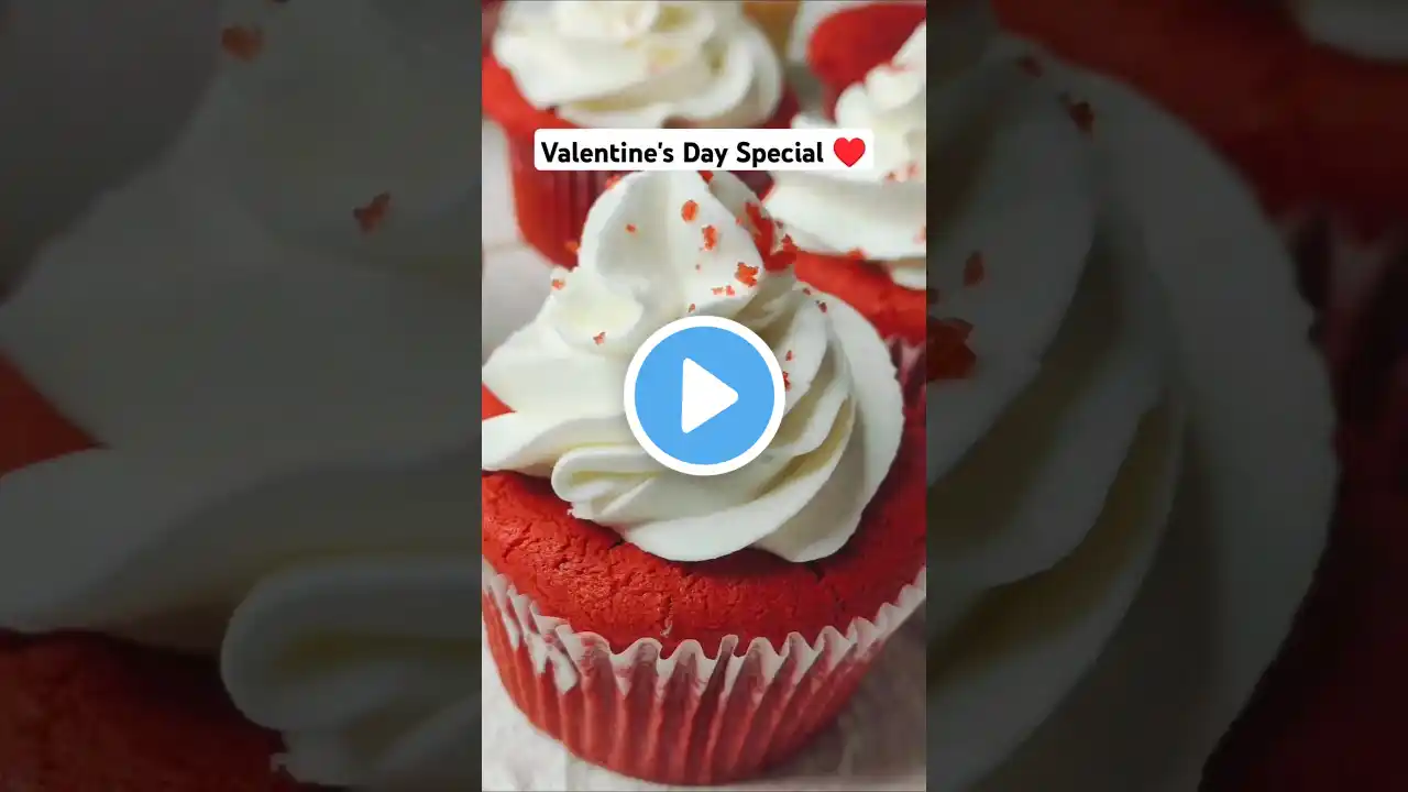 RED VELVET CUPCAKES ♥️🫶 Valentine's Day Recipe 😍 #shor#youtubeshorts #redvelvet #cupcake #shortvideo