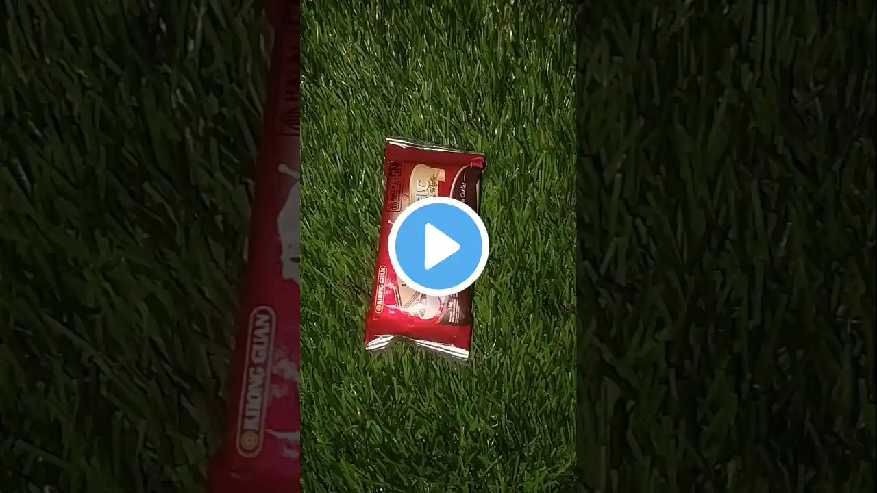 WAFER CHOCOLATE #eatsnack #snacks #shortvideo #candy #youtubeshorts #food #fyp #shorts #wafer #yupi