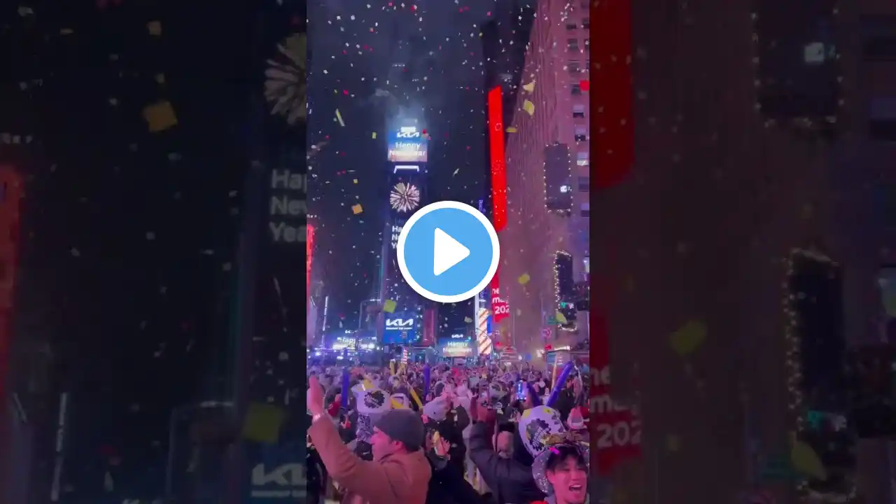 New Year’s Eve Ball Drop, on Times Square 2025 - ‪@EricsNewYork‬