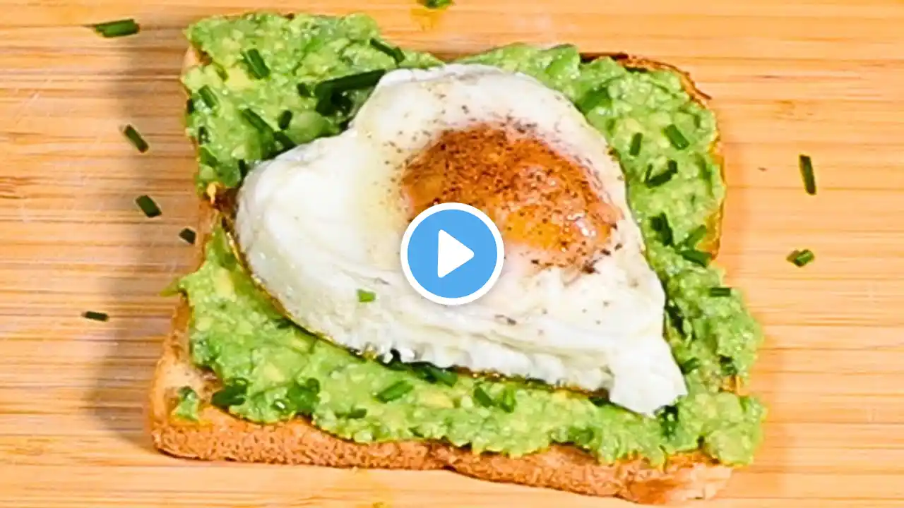 1 avocado with 1 egg! Quick breakfast in 5 minutes. Super easy and delicious recipe