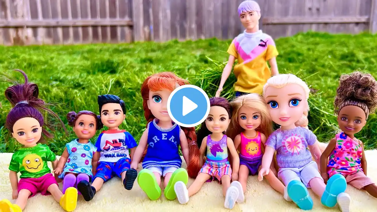 Simon says… game ! Elsa & Anna toddlers - Barbie dolls - fun activities #elsa #anna #game