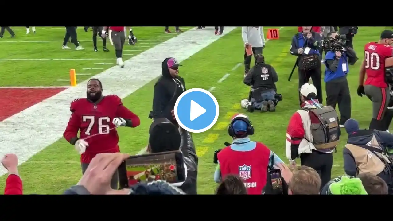 Tampa Bay Buccaneers November 13, 2022 Munich, Germany On Field Celebration