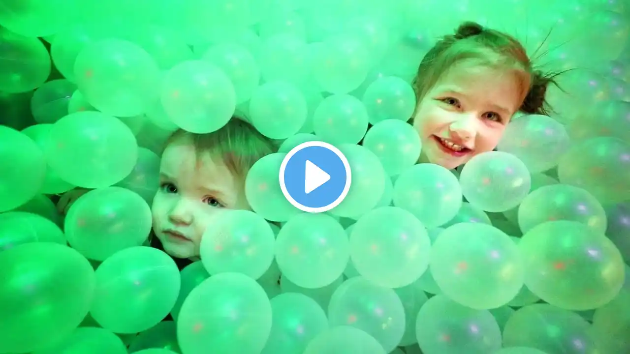 BALL PiT GAMES!! Daredevil Niko & Adley play in our new favorite indoor park (family night routine)